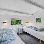 Beautiful In With 2 Bedrooms And Wifi Сasa de vacaciones Ebeltoft