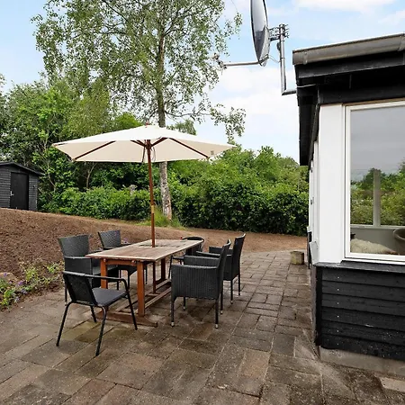 Beautiful In With 2 Bedrooms And Wifi Holiday home